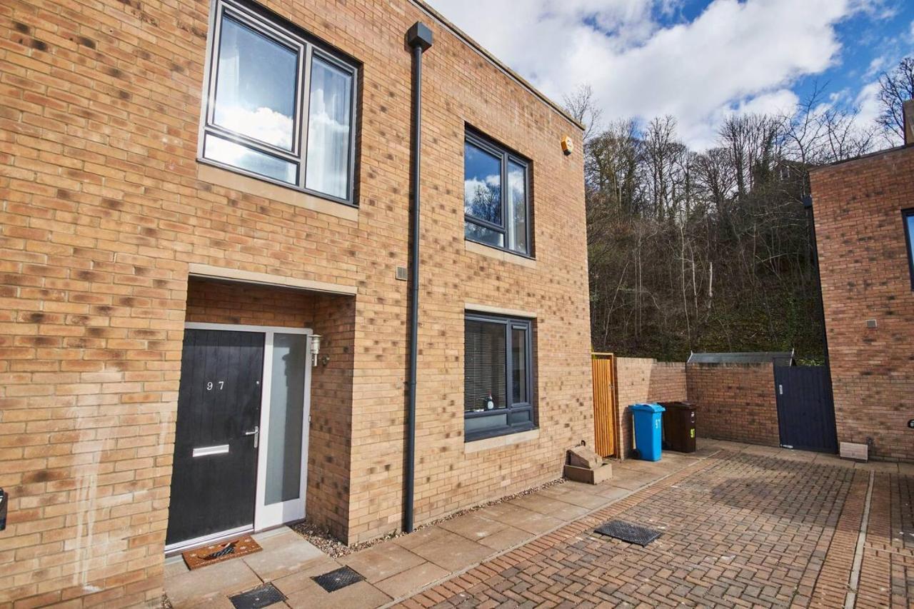Stylish City Centre House - Parking & Garden Sheffield Esterno foto