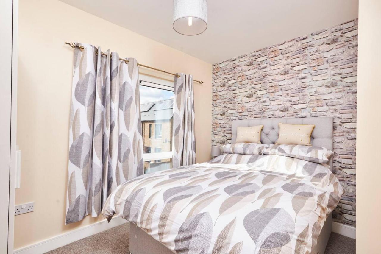 Stylish City Centre House - Parking & Garden Sheffield Esterno foto